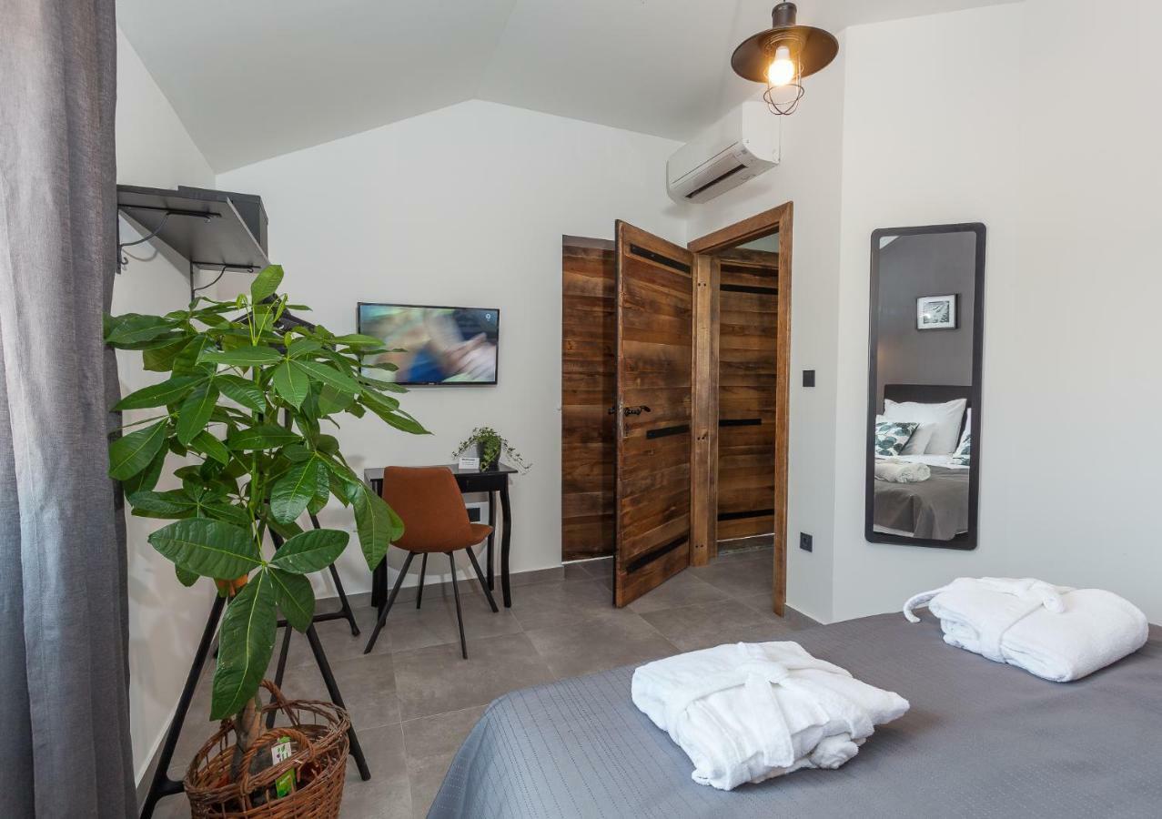 Villa Casa Daco 비오그라드나모루 외부 사진